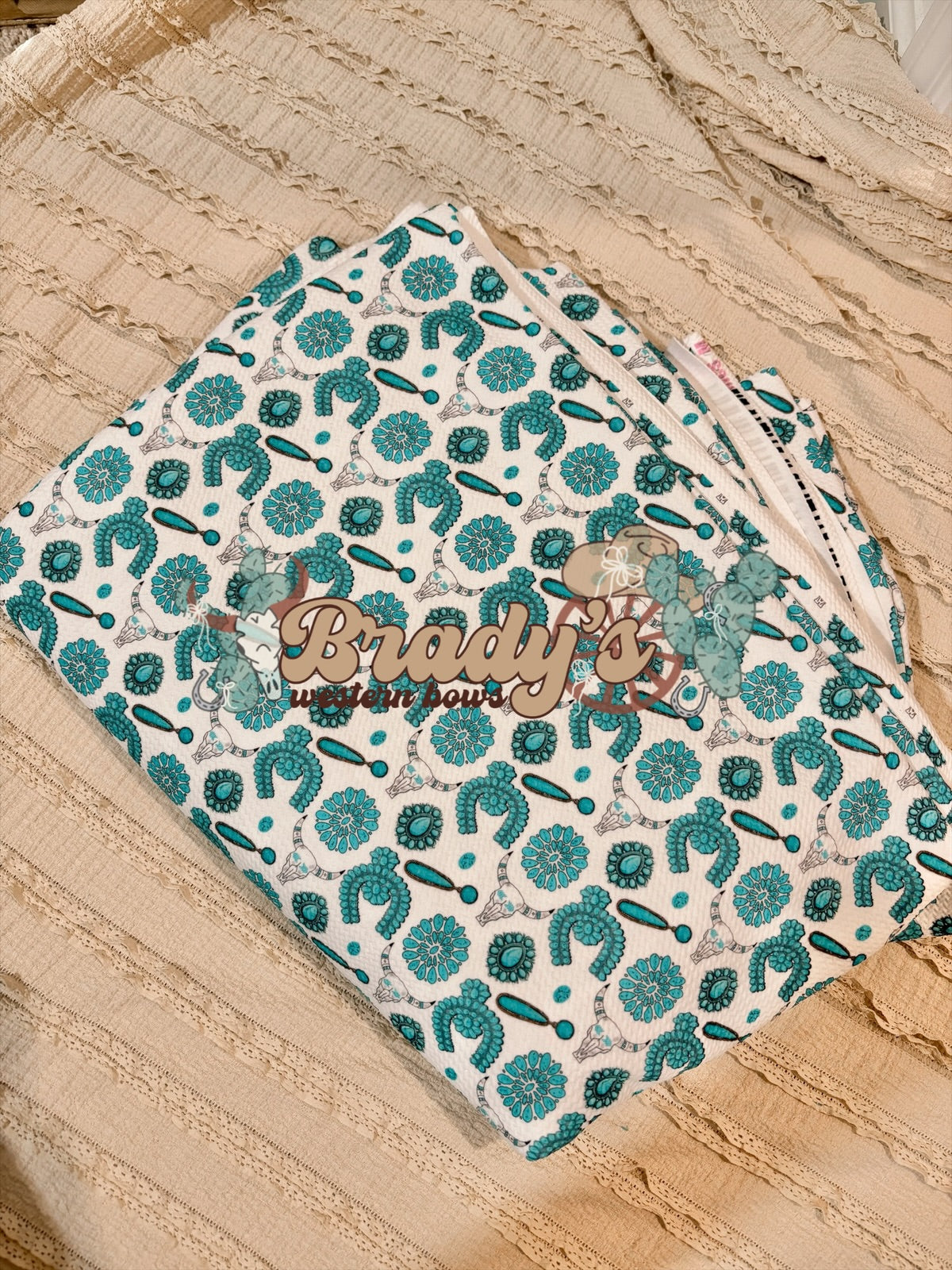 Turquoise longhorn